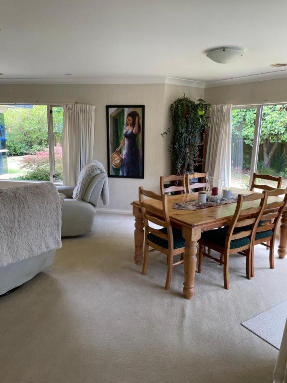 Spacious Home Paraparaumu Extérieur photo