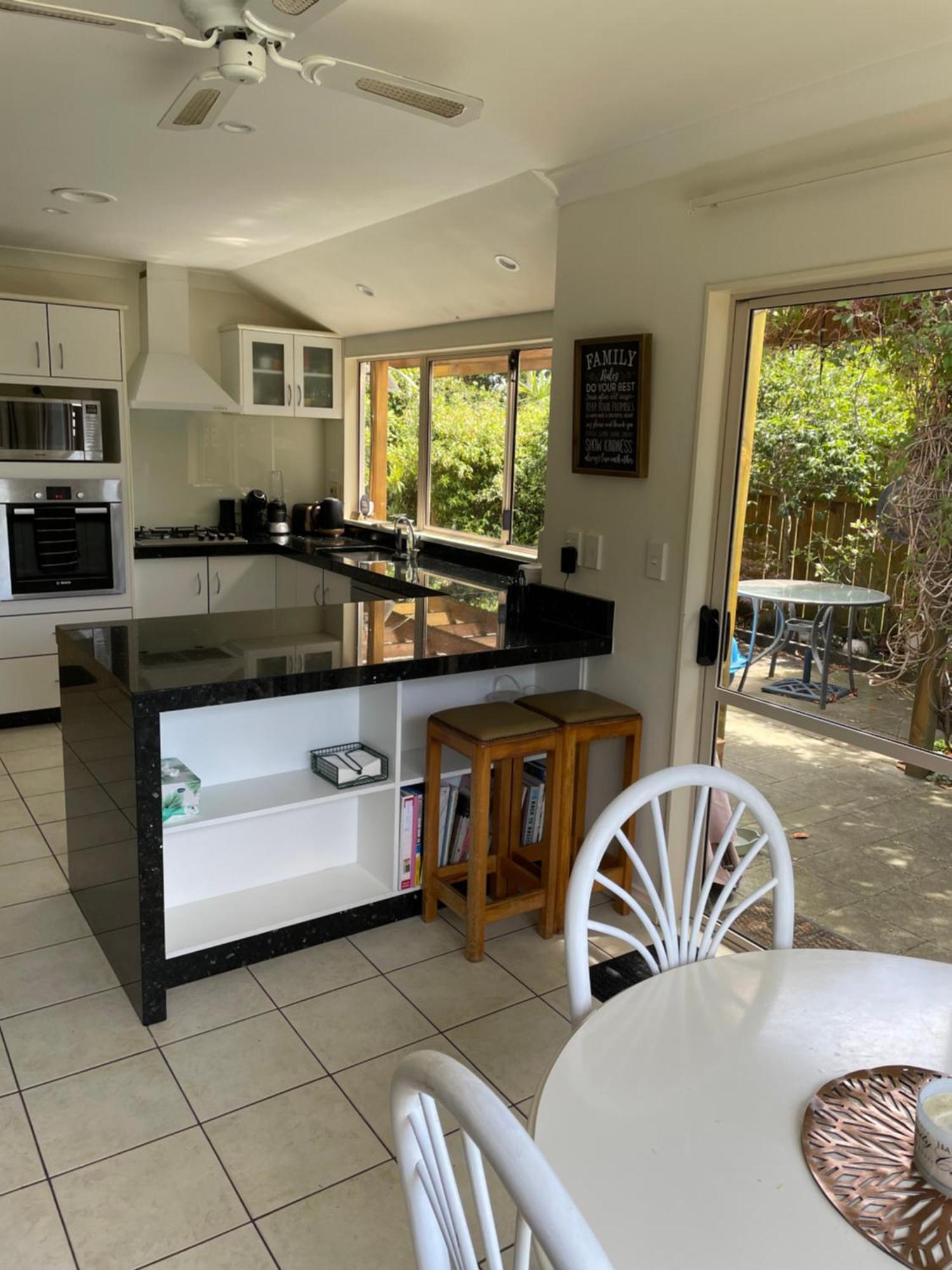 Spacious Home Paraparaumu Extérieur photo
